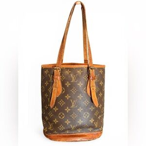 Louis Vuitton Monogram Petit Bucket 23 - Bucket PM